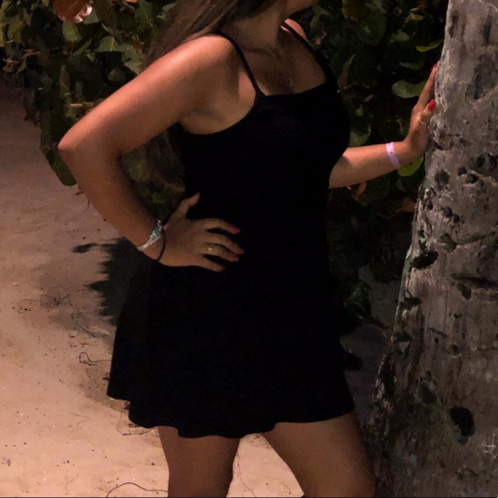 BLACK MINI DRESS 🖤